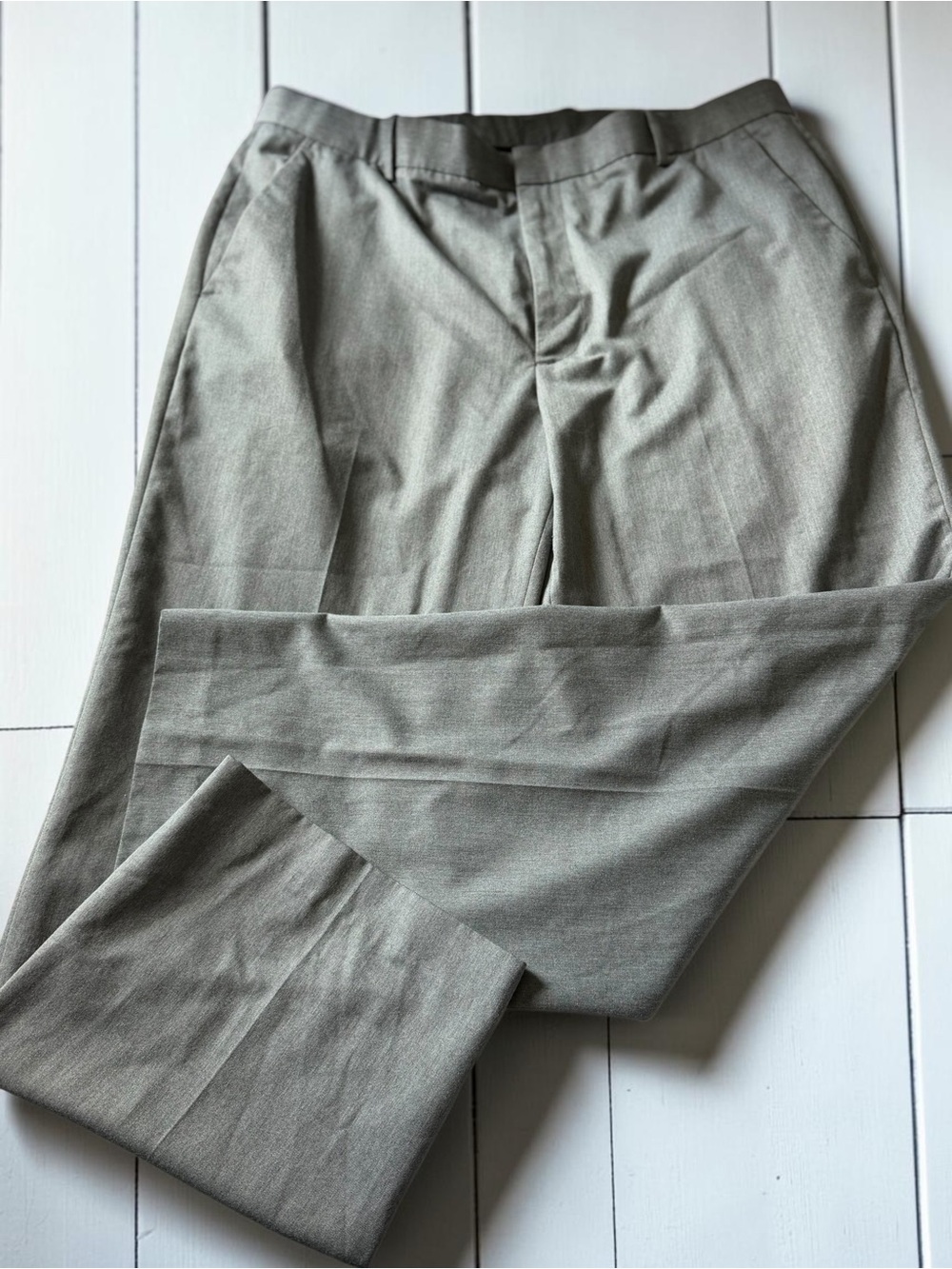 Perry Ellis Men’s Gray Classic Fit Dress Pants Size 36x32 Flat Front